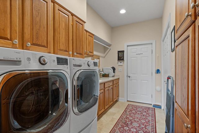 765 Brickley COURT, Fontana, WI 53125