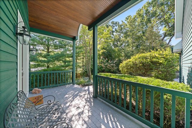 765 Brickley COURT, Fontana, WI 53125