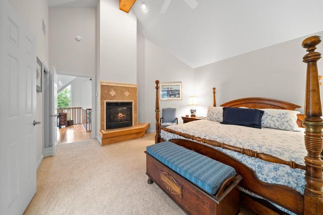 765 Brickley COURT, Fontana, WI 53125