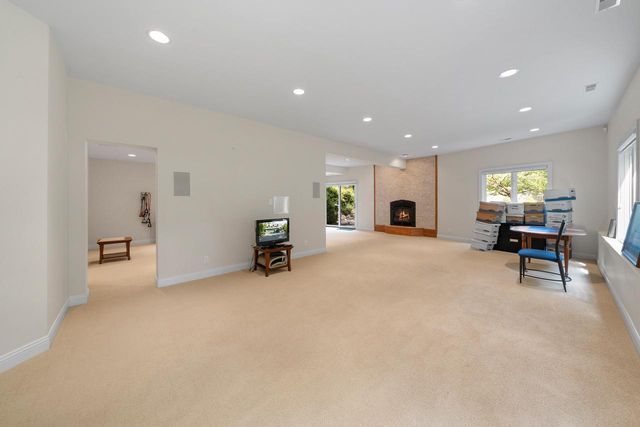 765 Brickley COURT, Fontana, WI 53125
