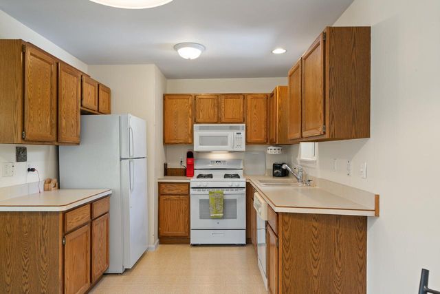 765 Brickley COURT, Fontana, WI 53125