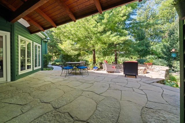 765 Brickley COURT, Fontana, WI 53125