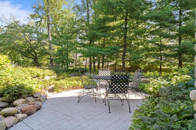 765 Brickley COURT, Fontana, WI 53125