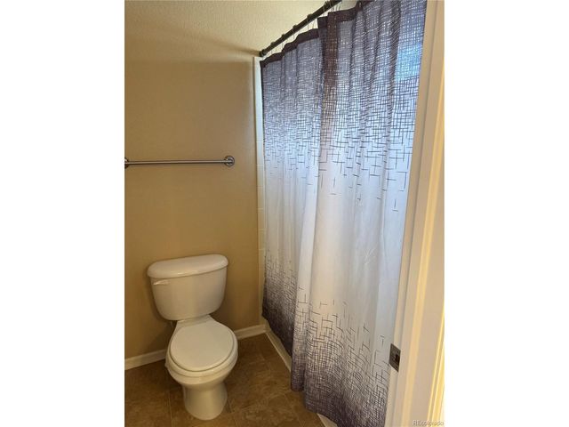 21235 E Grand Dr, Aurora, CO 80015