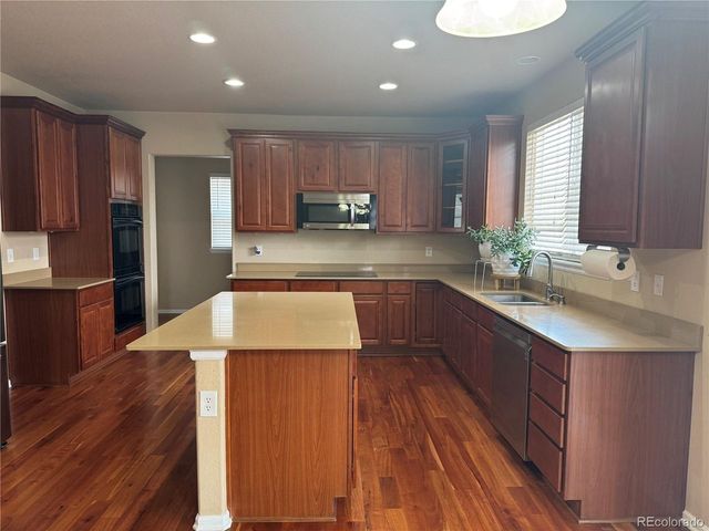 21235 E Grand Dr, Aurora, CO 80015