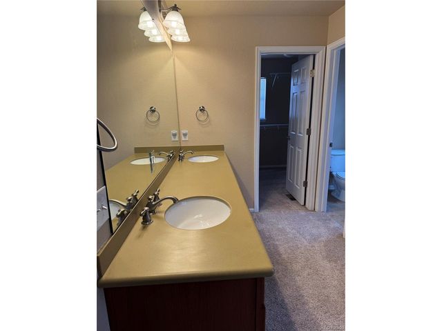 21235 E Grand Dr, Aurora, CO 80015