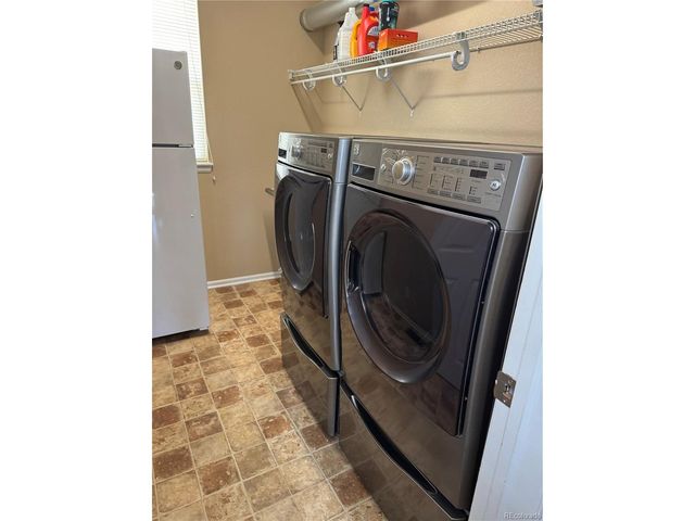 21235 E Grand Dr, Aurora, CO 80015