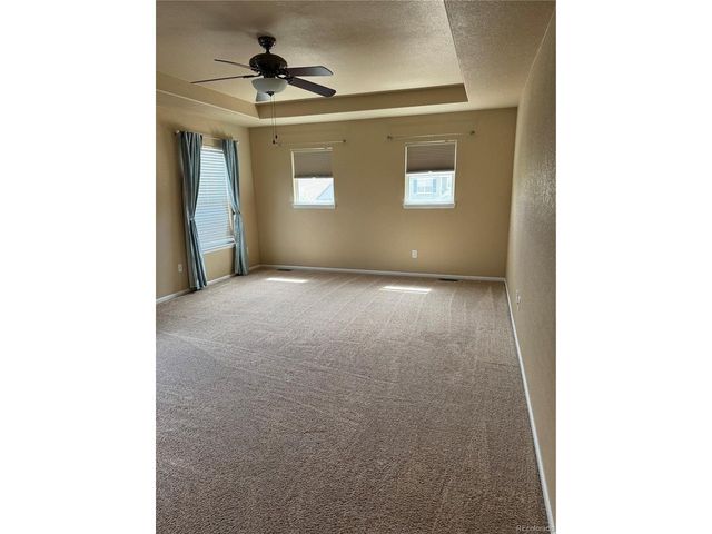 21235 E Grand Dr, Aurora, CO 80015