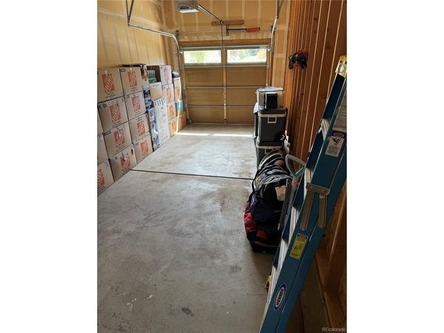 21235 E Grand Dr, Aurora, CO 80015