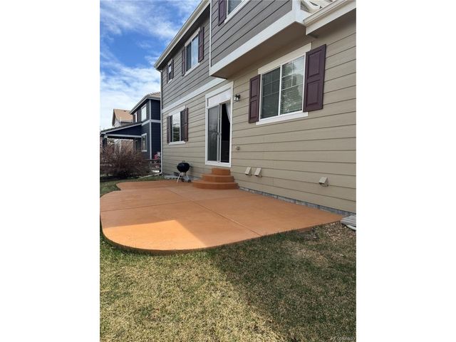 21235 E Grand Dr, Aurora, CO 80015