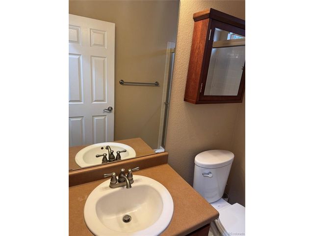 21235 E Grand Dr, Aurora, CO 80015