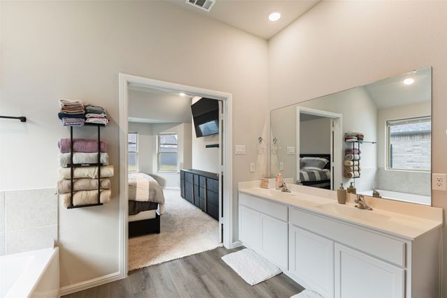 7537 Prairie Holly Lane, Venus, TX 76084