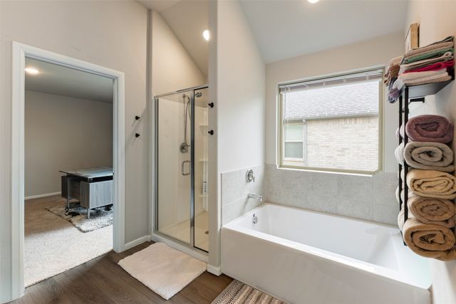 7537 Prairie Holly Lane, Venus, TX 76084