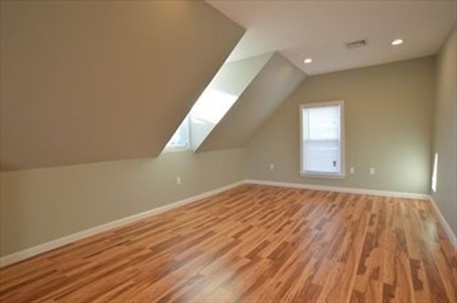 32 Roundy 2, Beverly, MA 01915