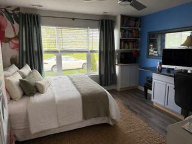 6111 S Dune Harbor Drive, Portage, IN 46368