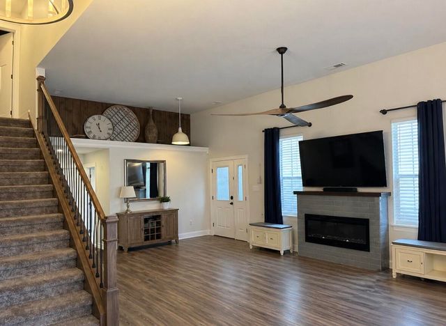 6111 S Dune Harbor Drive, Portage, IN 46368