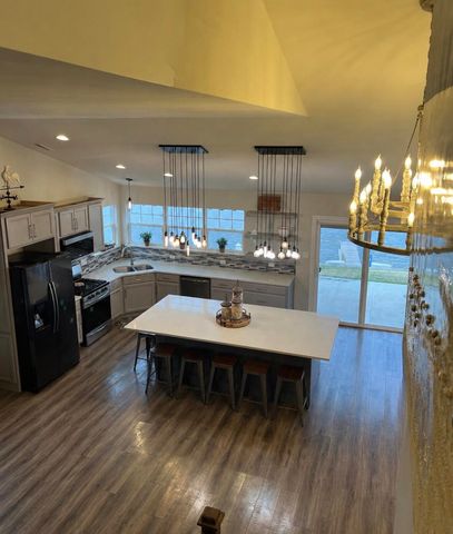 6111 S Dune Harbor Drive, Portage, IN 46368