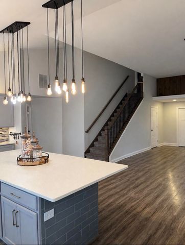6111 S Dune Harbor Drive, Portage, IN 46368