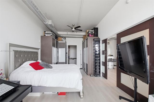 3029 NE 188th St 904, Aventura, FL 33180