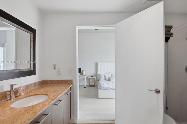 3029 NE 188th St 904, Aventura, FL 33180