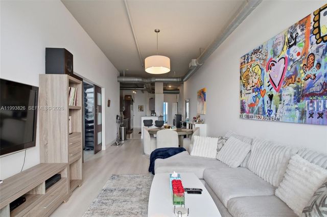 3029 NE 188th St 904, Aventura, FL 33180