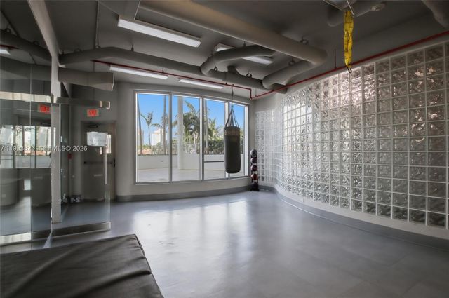 3029 NE 188th St 904, Aventura, FL 33180