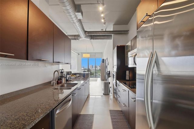 3029 NE 188th St 904, Aventura, FL 33180