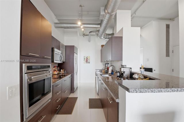 3029 NE 188th St 904, Aventura, FL 33180