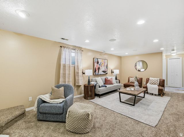 769 N 825 W, Clearfield, UT 84015