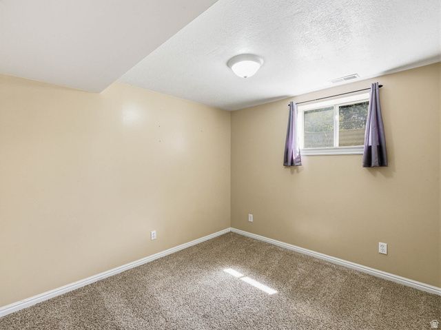 769 N 825 W, Clearfield, UT 84015