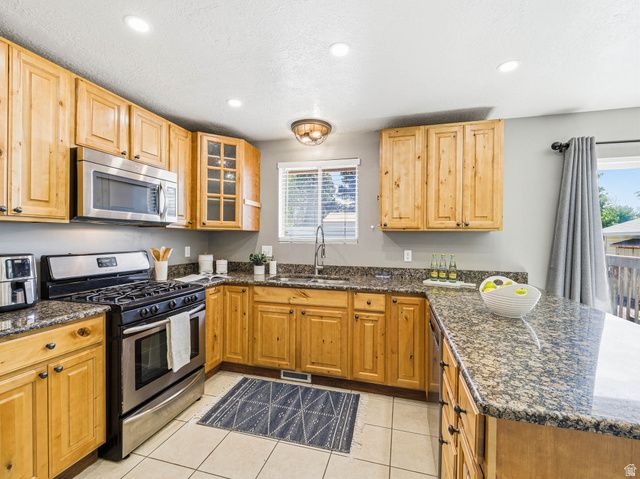 769 N 825 W, Clearfield, UT 84015