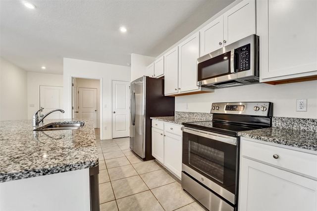 6978 FABEN LANE, Zephyrhills, FL 33542