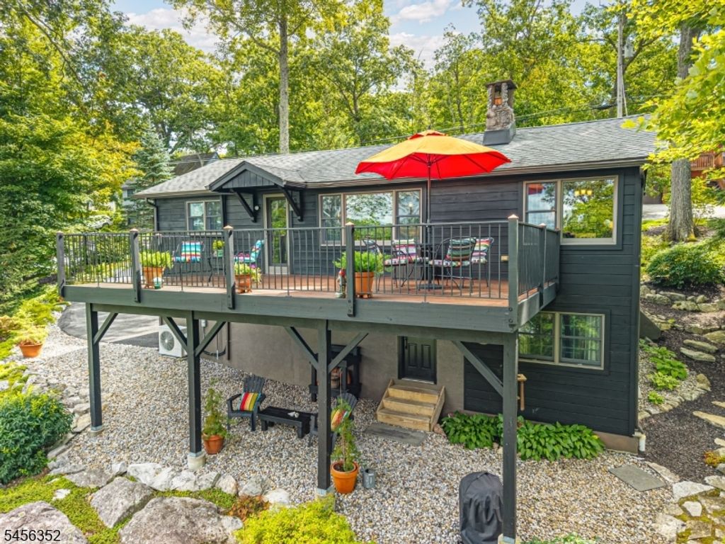 101 Hillside Rd, Vernon Twp., NJ 07422 — photo 4