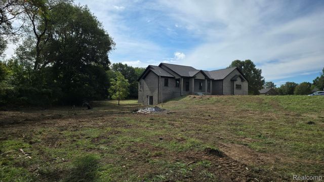 2265 Equestrian Trail Drive, Attica Township, MI 48455