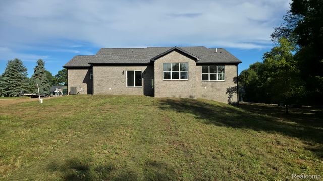 2265 Equestrian Trail Drive, Attica Township, MI 48455