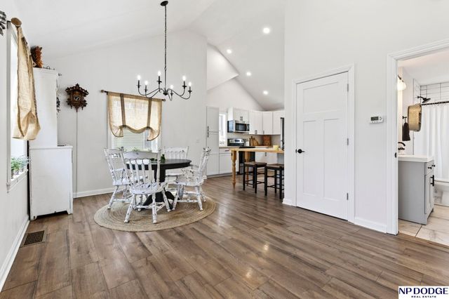 202 Hollostone Drive, Blair, NE 68008