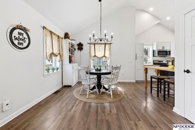 202 Hollostone Drive, Blair, NE 68008