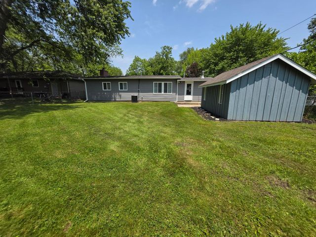 202 Randle Street, Valparaiso, IN 46383