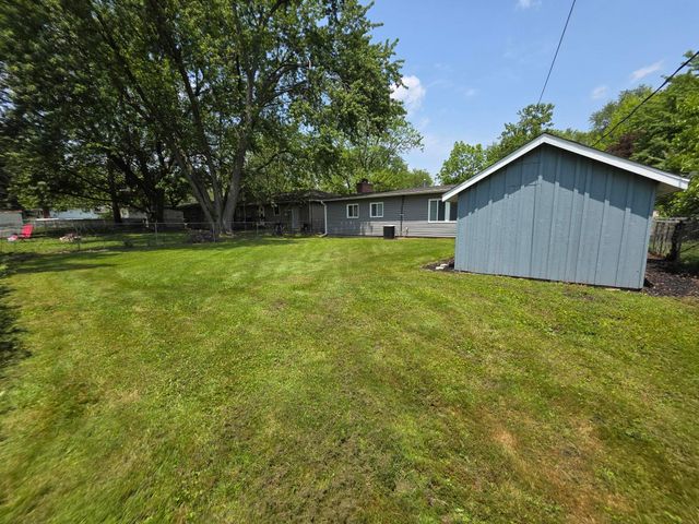 202 Randle Street, Valparaiso, IN 46383