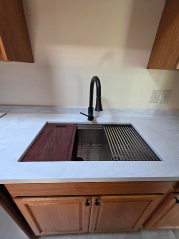 202 Randle Street, Valparaiso, IN 46383
