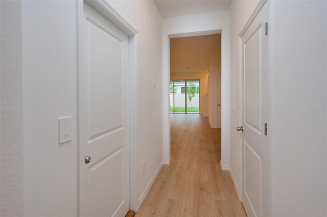 11194 TREASURE SWALE WAY, Land O Lakes, FL 34638