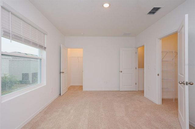 11194 TREASURE SWALE WAY, Land O Lakes, FL 34638