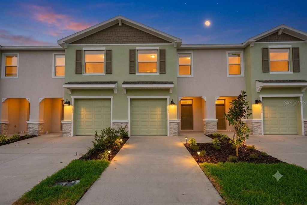 11194 TREASURE SWALE WAY, Land O Lakes, FL 34638