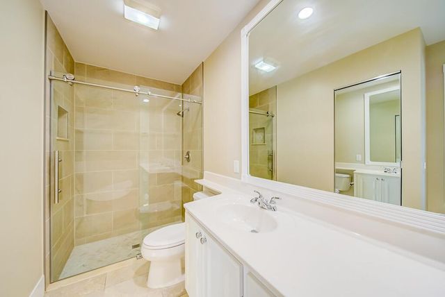 8199 Saint Johns Court, Wellington, FL 33414