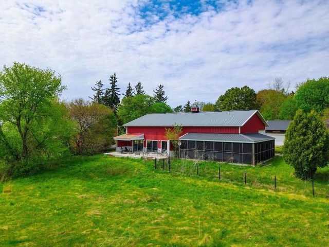 2296 Tower Drive, Stoughton, WI 53589