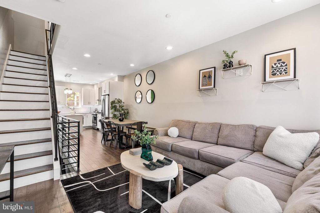 2108 CROSS STREET, Philadelphia, PA 19146