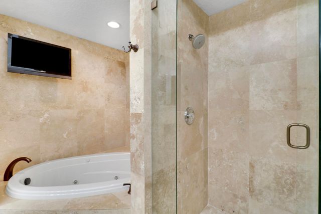 12 Grand Bay Circle, Juno Beach, FL 33408