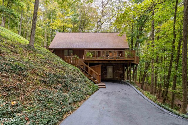 3616 Cimarron Drive, Johnson City, TN 37601