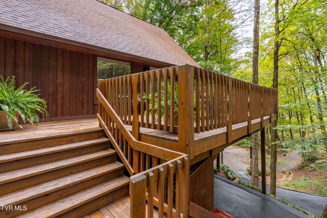 3616 Cimarron Drive, Johnson City, TN 37601