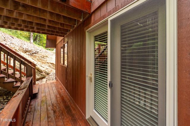 3616 Cimarron Drive, Johnson City, TN 37601